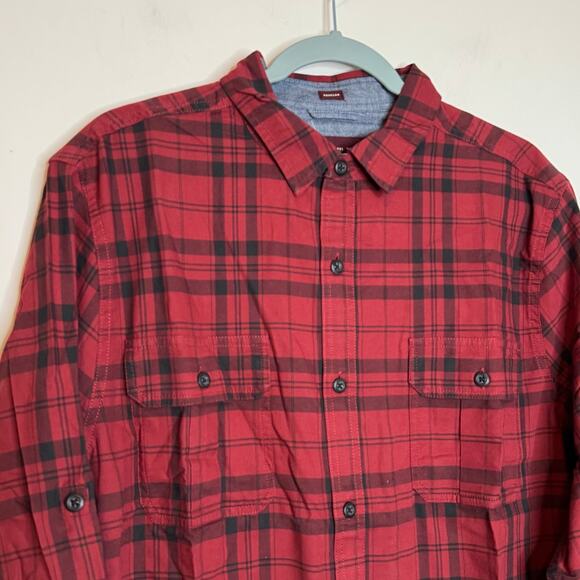 Alesbury Long Sleeves Button Up Shirt in Red Plaid NWT Size Large - Picture 3 of 10